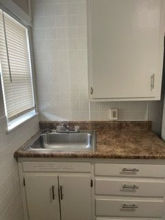 Building Photo - WASHER/DRYER IN UNIT! SECTION 8 APPROVED! ...