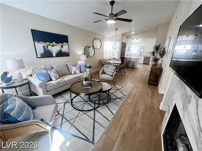 Building Photo - 7909 Mt Shasta Cir