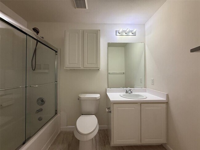 Building Photo - 307 Indian Meadow Dr