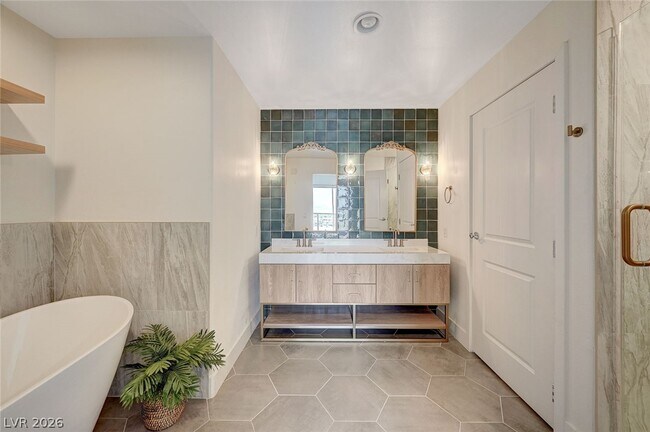 Building Photo - 8255 S Las Vegas Blvd