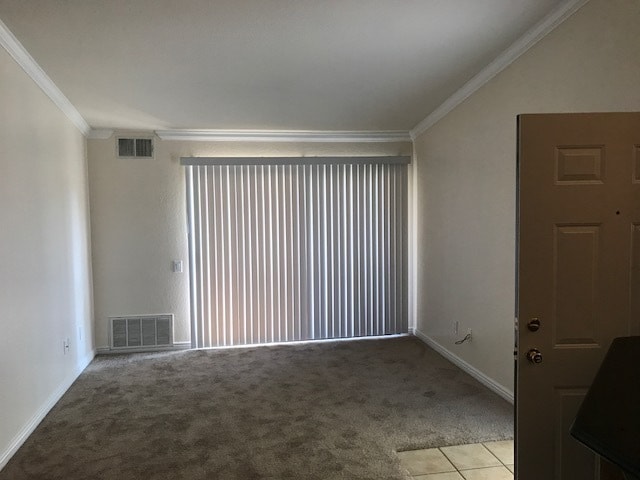 Building Photo - Saddleback Condo