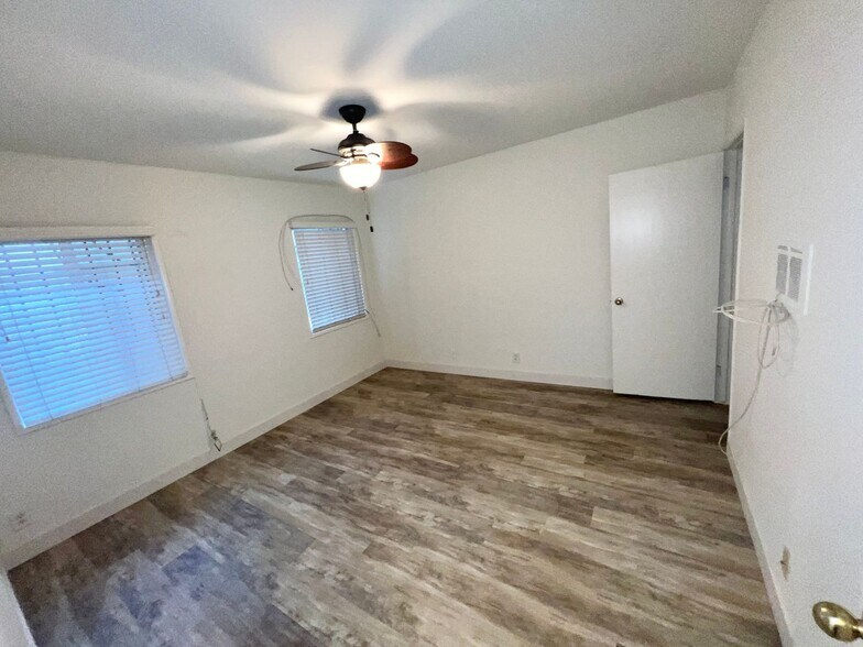 Building Photo - 3608 Keystone Av