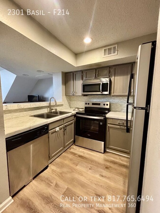 Building Photo - 2301 Basil-F214