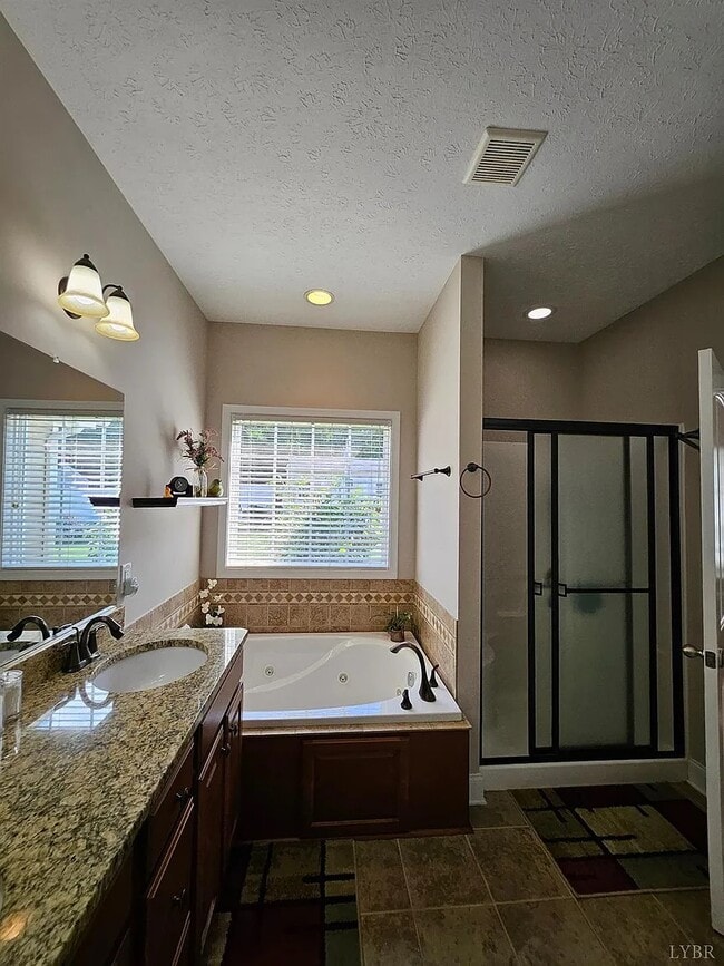Building Photo - 509 Capstone Dr
