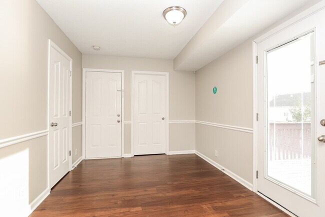 Building Photo - 3062 Ace Wintermeyer Dr