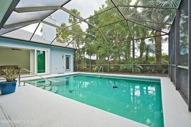 Building Photo - 1521 Wilmington Dr