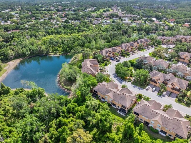 Building Photo - 8204 Villa Grande Ct