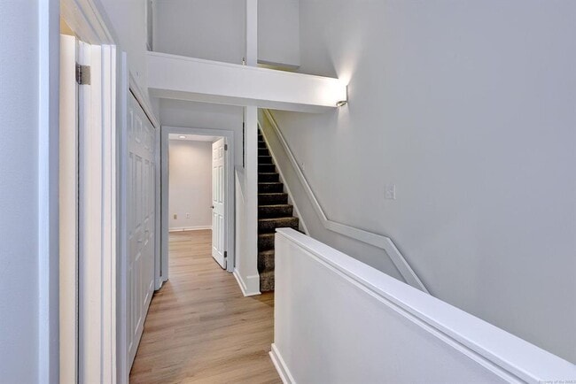 Building Photo - 106 Harrops Glen