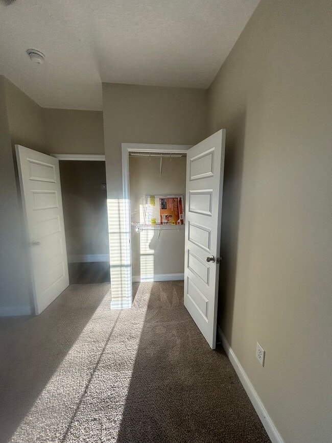 Building Photo - Home in Knights Landing