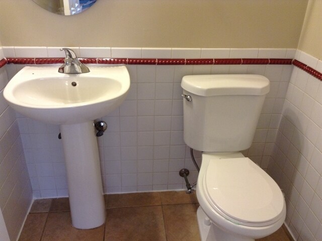 Building Photo - 1437 White Pine Ln