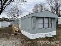 Building Photo - 1305 N Floyd St