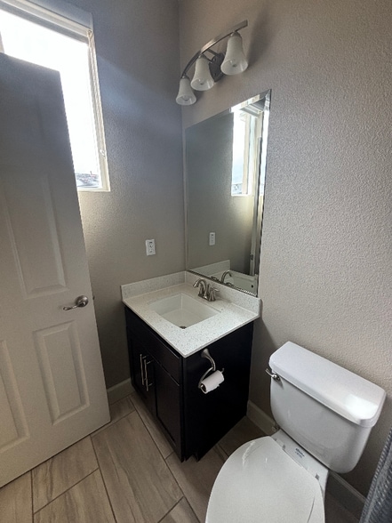 Building Photo - 1580 Bleecker St