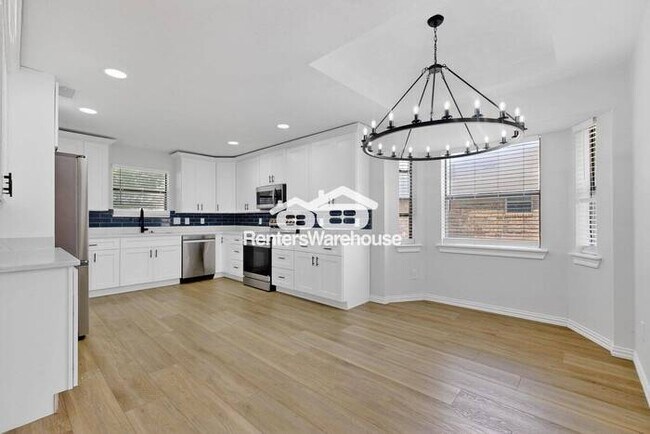 Building Photo - Completely Refreshed Plano Home Ready for ...
