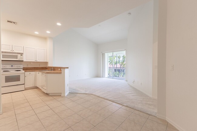 Building Photo - 4247 Liron Ave