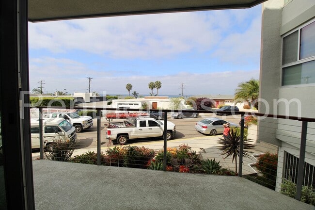 Building Photo - La Jolla, 5383 Chelsea St #104, Beautiful ...