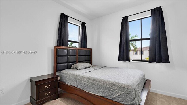 Building Photo - 23108 SW 130th Ave