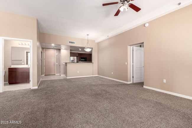 Building Photo - 2302 N Central Ave