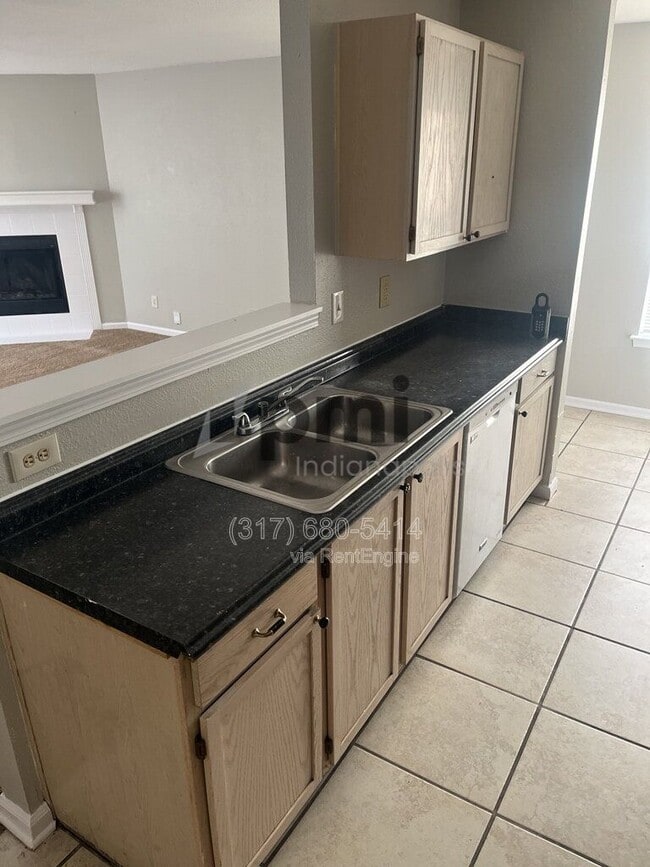 Building Photo - 346 Atherton Dr