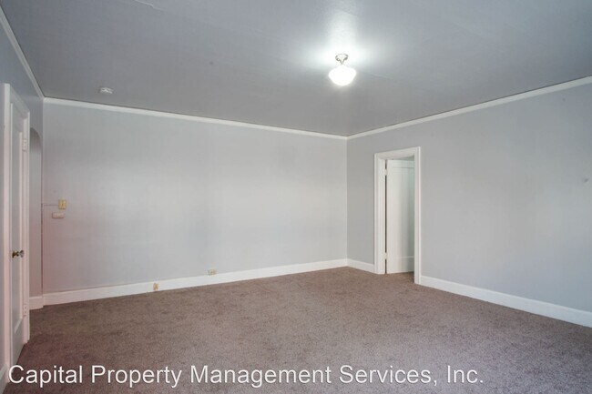 Building Photo - 1634 NE 41st Ave