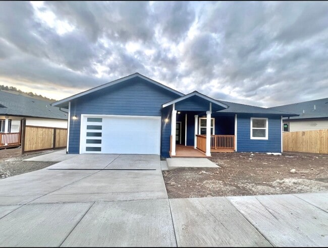 Primary Photo - BRAND NEW 3 Bedroom, 2 bath Home