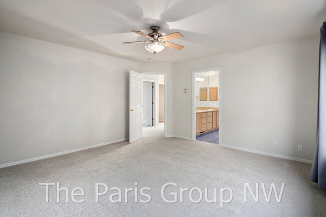 Building Photo - Extraordinary 3463sf Newcastle Home * Amazing Outdoor Spaces * A/C