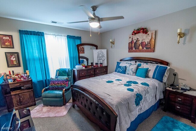 Building Photo - 3 br, 2 bath Townhome - Butler Crossing II