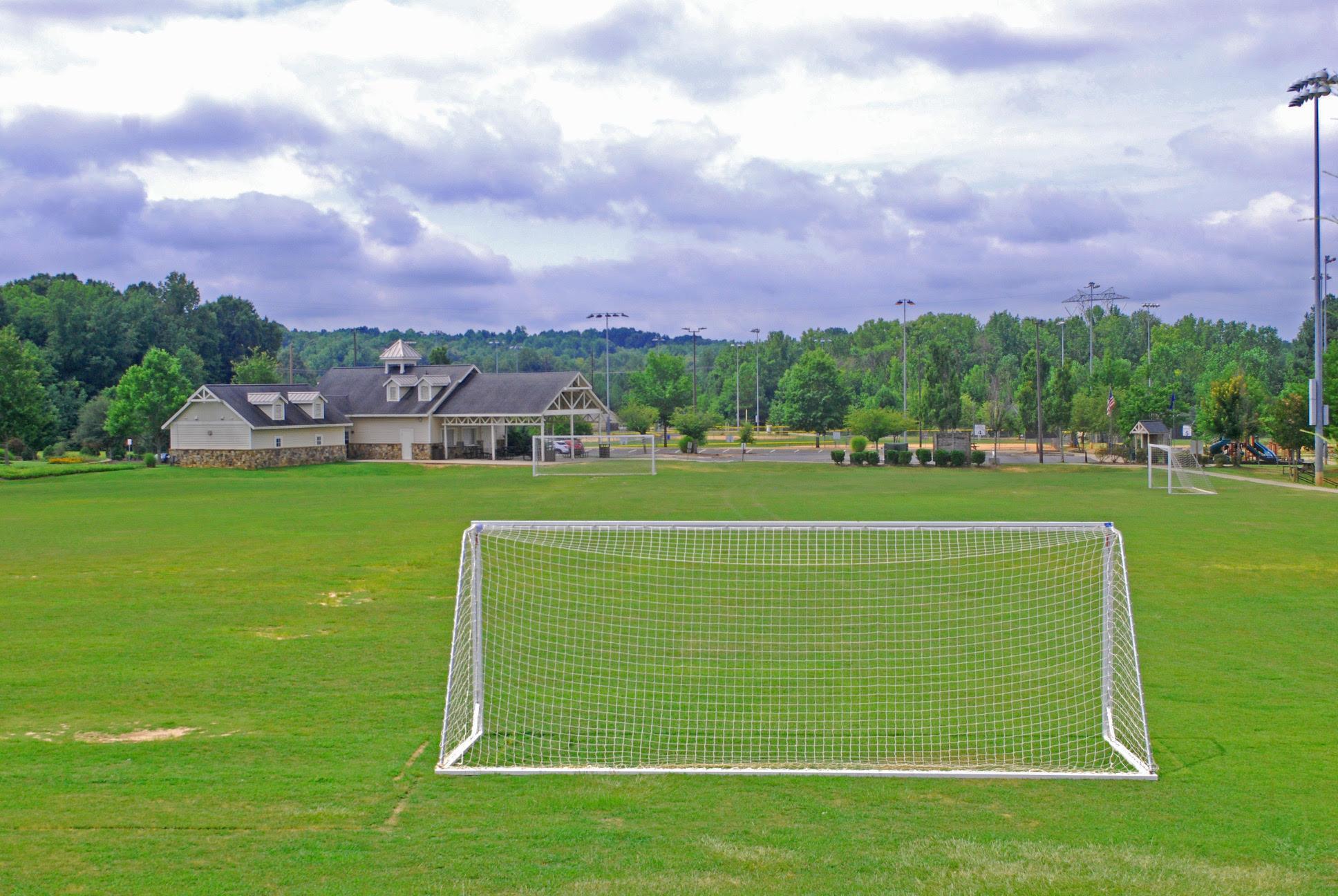 Building Photo - 4010 Clapton Dr