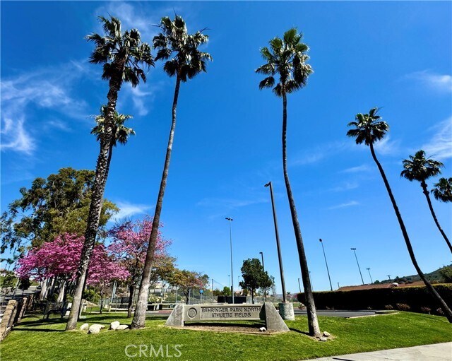 Building Photo - 16208 Peppertree Ln