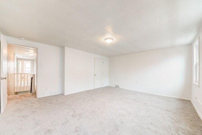 Building Photo - Available JULY 2026  - RENOVATED 3 Bedroom Home w/ Garage, City Views + MORE!