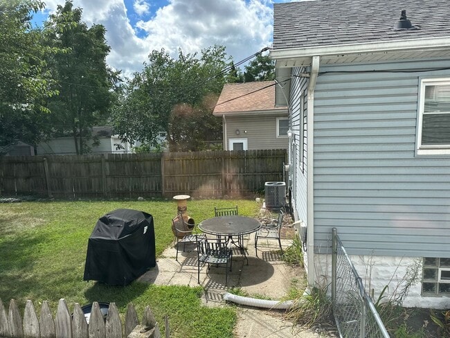 Building Photo - Charming 2 Bed/1 Bath Home in Ferndale
