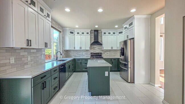 Building Photo - 6920 137th Pl SE