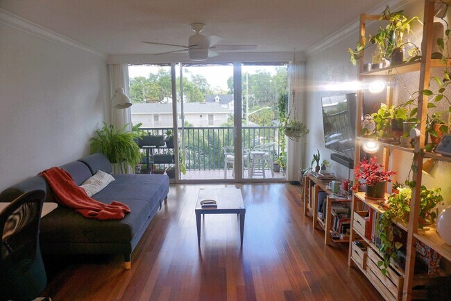 Primary Photo - 1100 Delaney Ave