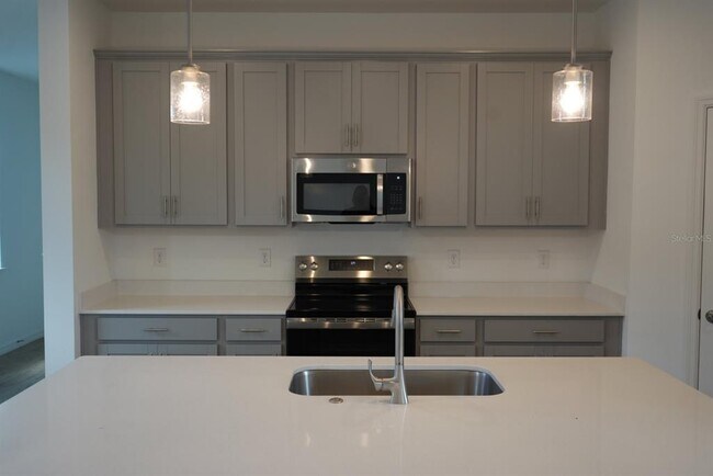 Building Photo - 1849 Horsetail Dr