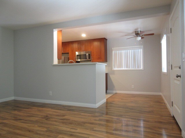 Building Photo - 7218 Whittier Blvd