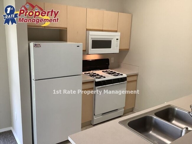 Building Photo - 6350 W Corsair Ln