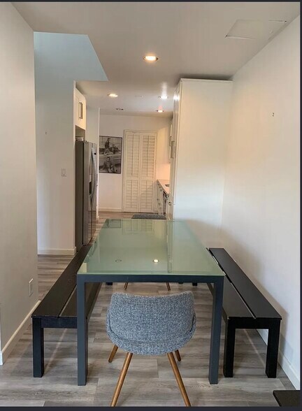 Building Photo - 4807 Beck Ave