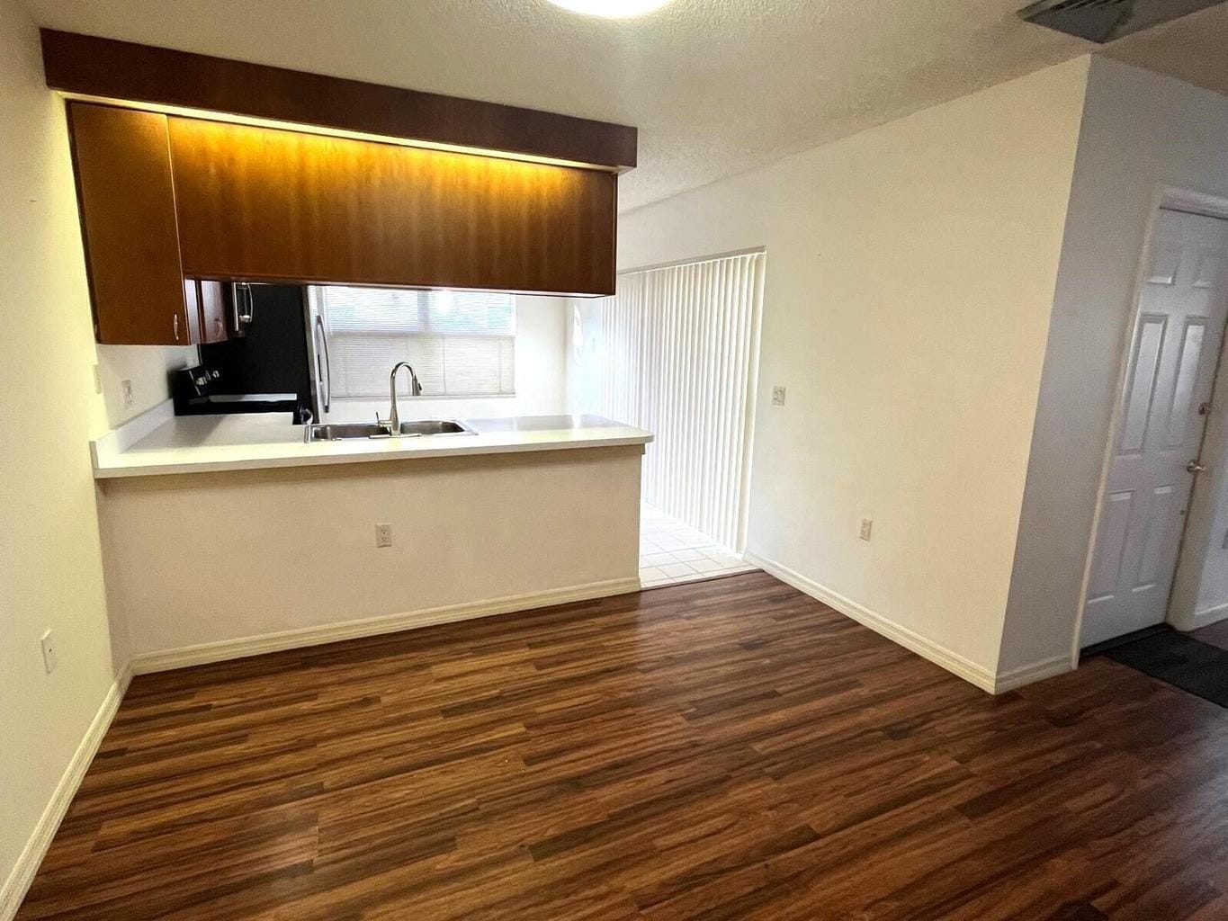 Building Photo - 7 Amherst Ct