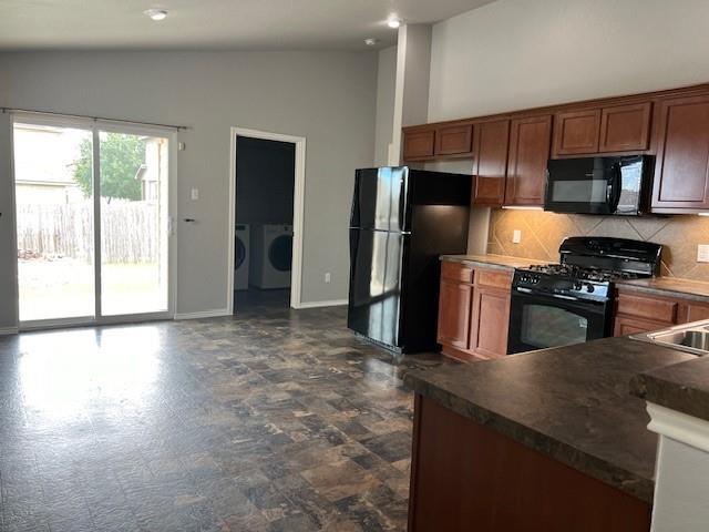 Building Photo - 206 Wisteria Way