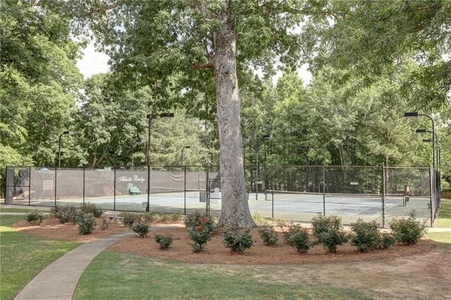 Building Photo - 11030 Brunson Dr