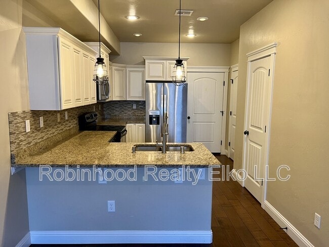 Building Photo - 3609 Autumn Colors Dr