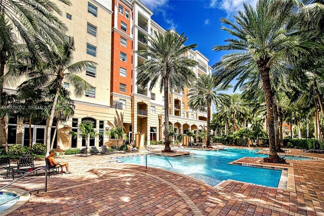 Building Photo - 17150 N Bay Rd