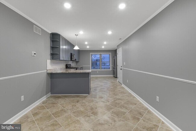 Building Photo - 2973 Amber St