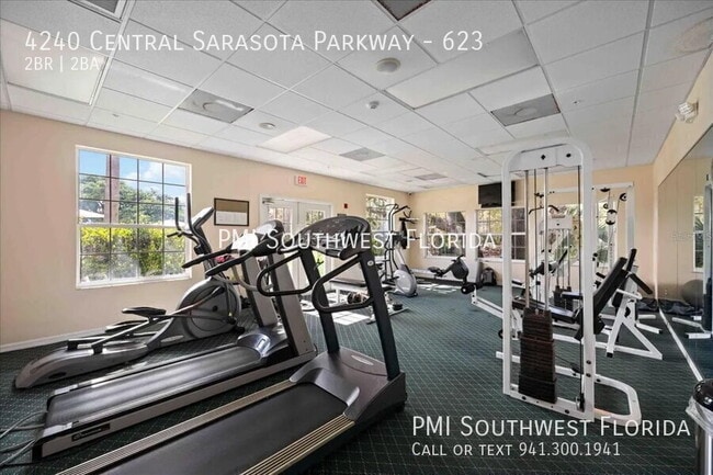 Building Photo - 4240 Central Sarasota Pkwy