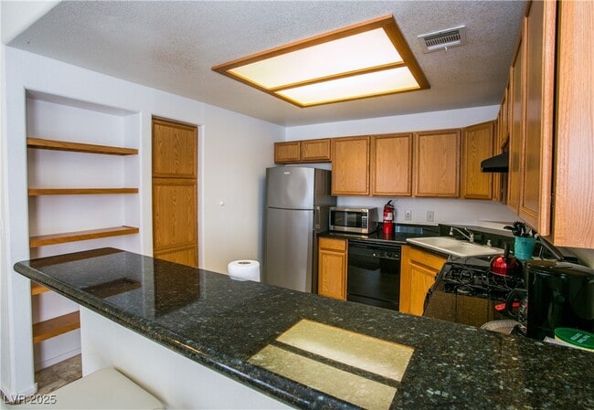 Building Photo - 4655 Gold Dust Ave