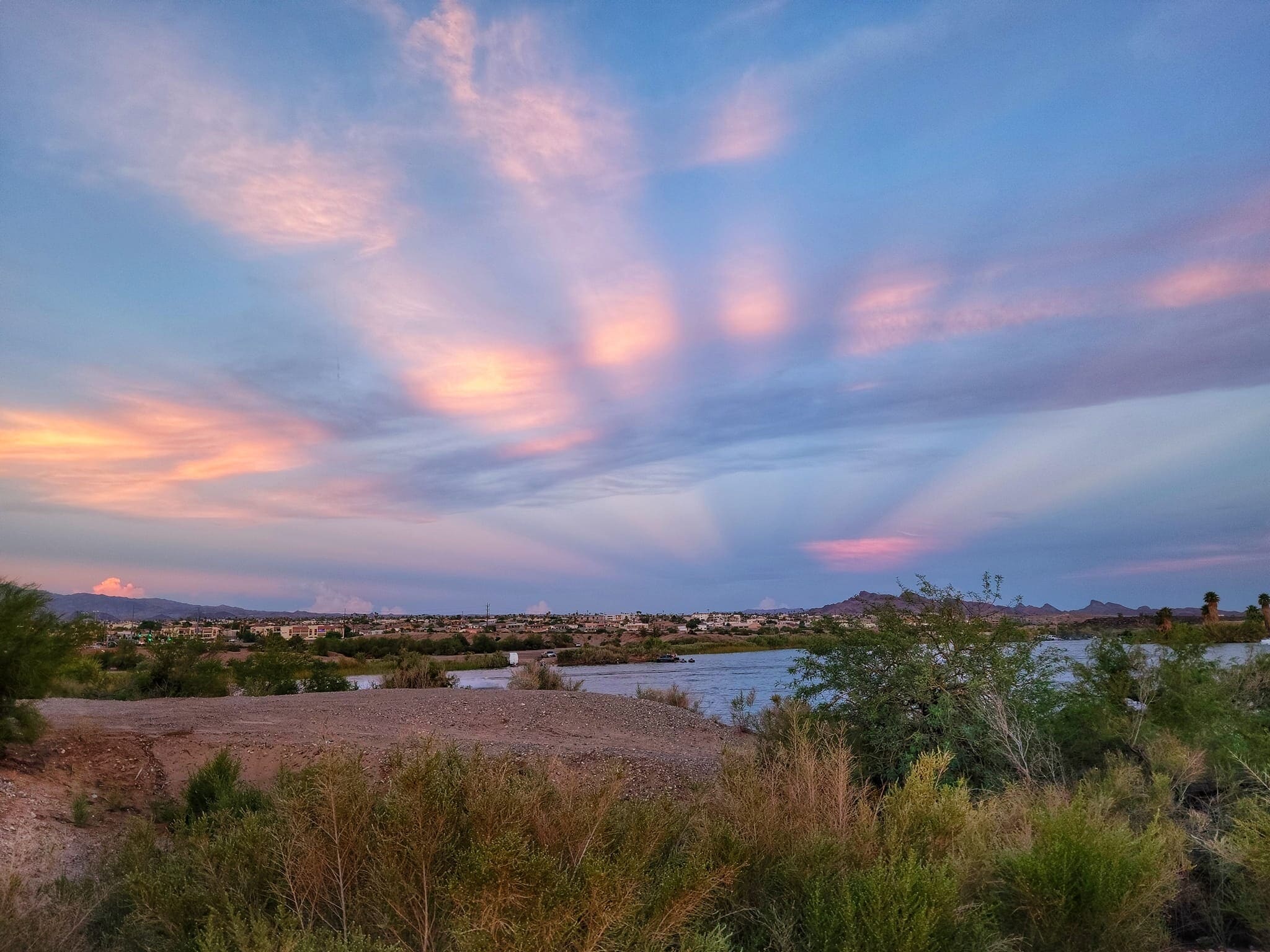 Beautiful sunset - 2950 Cisco Dr N