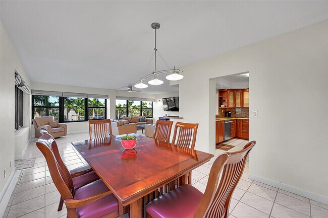 Building Photo - 3800 Galt Ocean Dr