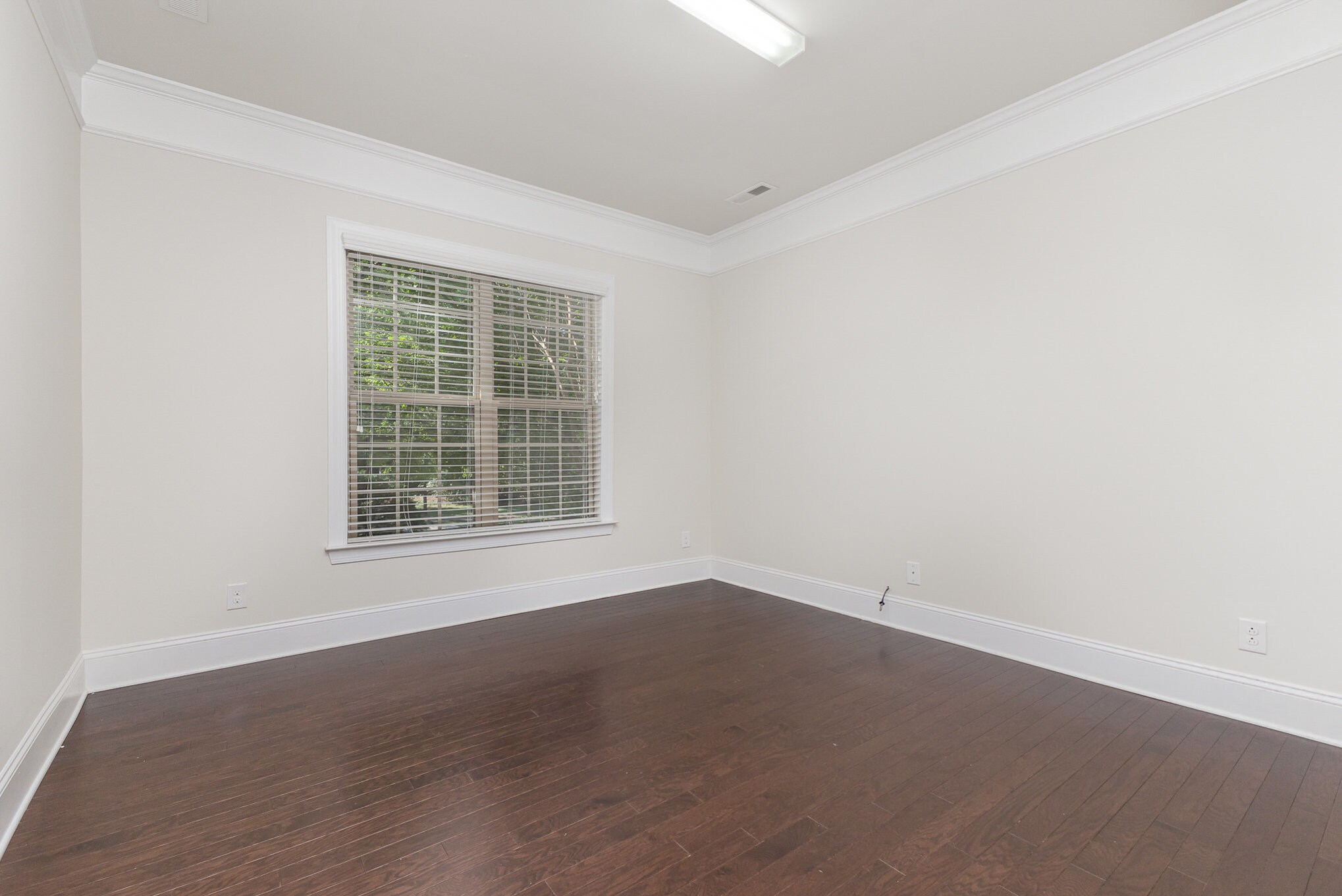 Building Photo - 9909 Woodland Watch Ct