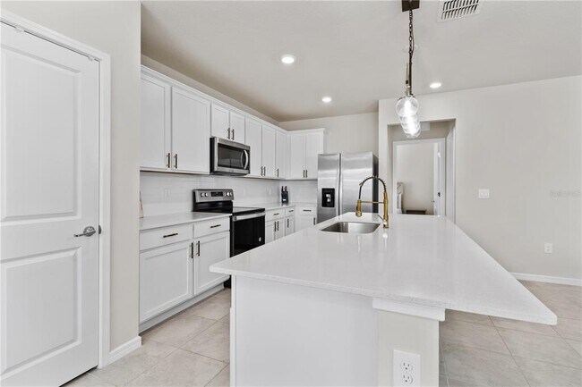 Building Photo - 1667 Delightful Dr