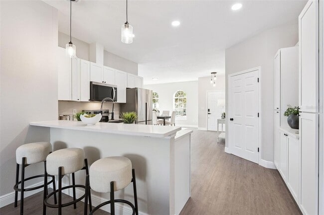 Building Photo - 1209 Cathcart Cir