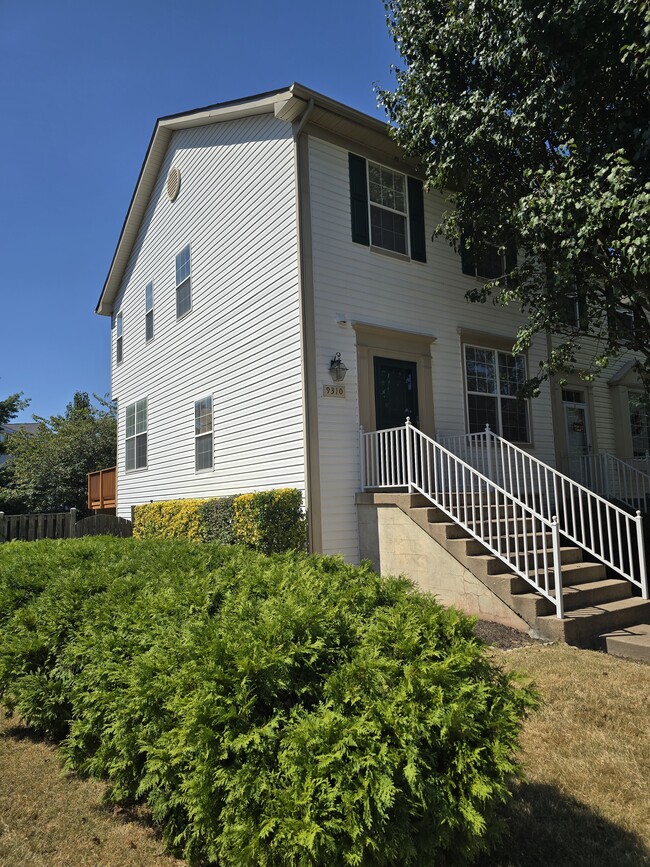 Building Photo - 9310 China Grove Ct